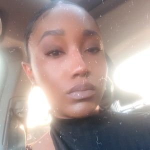 Meet your Posher, Alexandria